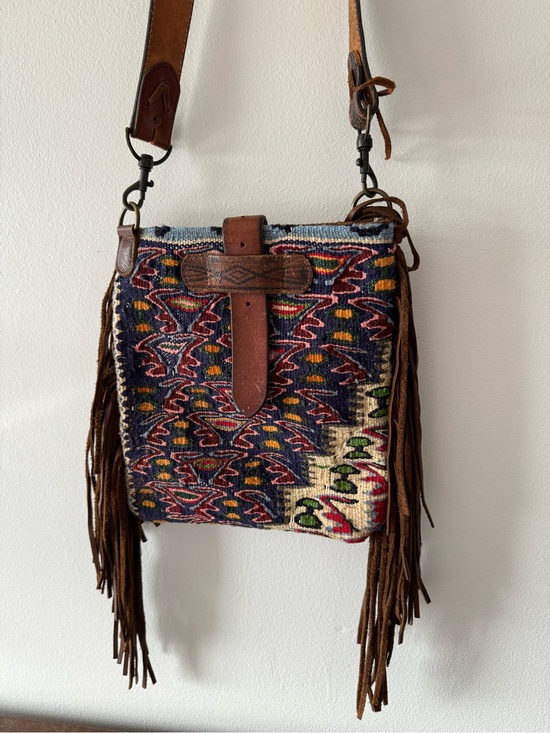Mcfadin Handbags - McFadin Boho Fringe Woven Crossbody Bag in Multicolor